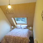 ático Reformado Con Vistas A La Montaña *