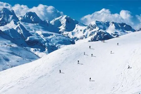 Atico Duplex Reformado Con Vistas A La Montana Lejlighed Canfranc