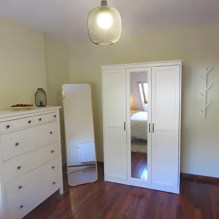 Atico Duplex Reformado Con Vistas A La Montana Апартаменты *