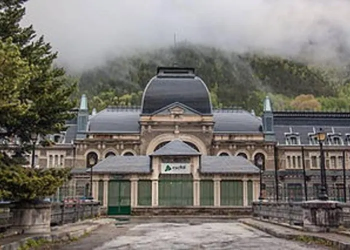 Atico Duplex Reformado Con Vistas A La Montana Lägenhet