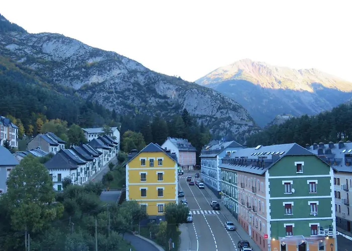 ático Reformado Con Vistas A La Montaña Apartamento